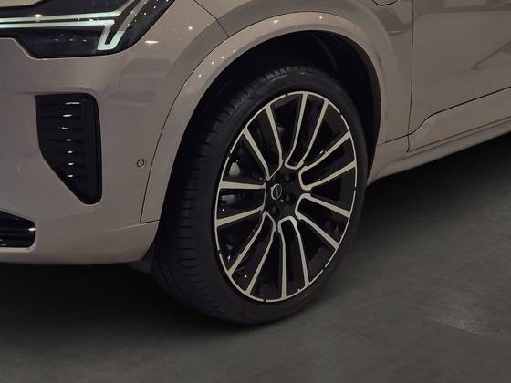 VOLVO XC90 2.0 T8 PHEV ULTRA AWD GEARTRONIC VOLVO XC90 2.0 T8 PHEV ULTRA AWD GEARTRONIC